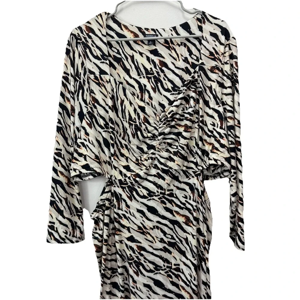 Torrid Zebra Print Cutout Stretch Knit Maxi Dress Size 3X‎